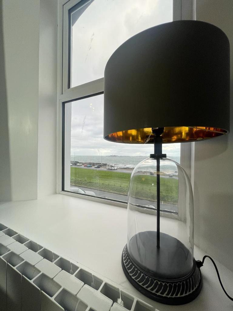 No 6 Lansdowne Apartment Portrush Bilik gambar