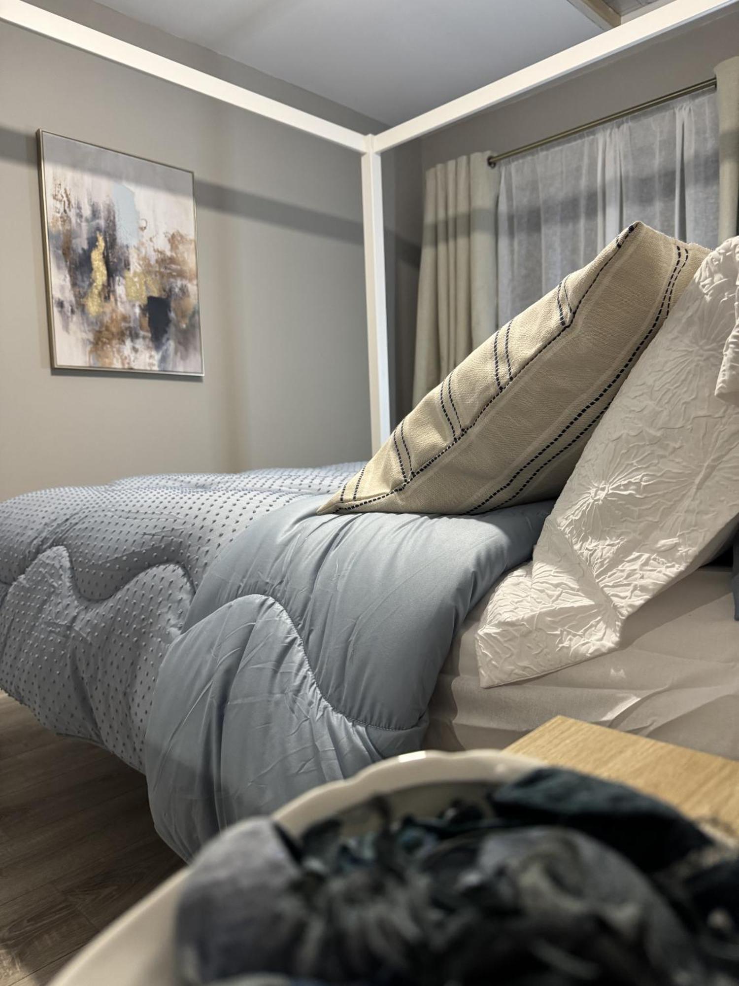 No 6 Lansdowne Apartment Portrush Bilik gambar
