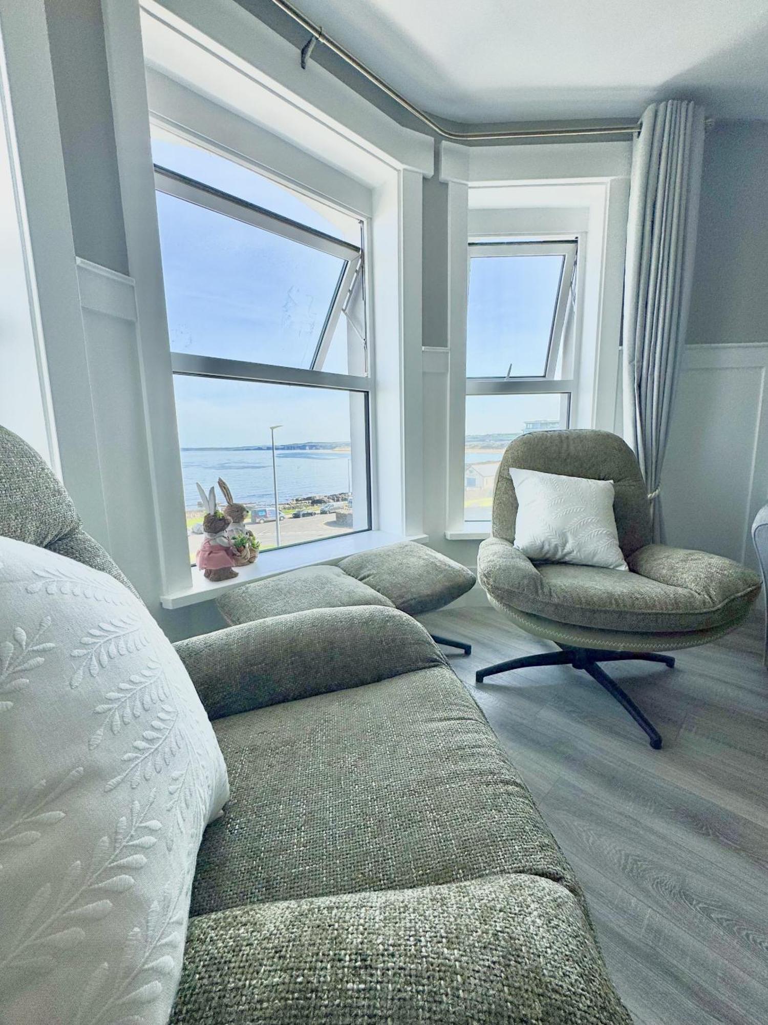 No 6 Lansdowne Apartment Portrush Bilik gambar